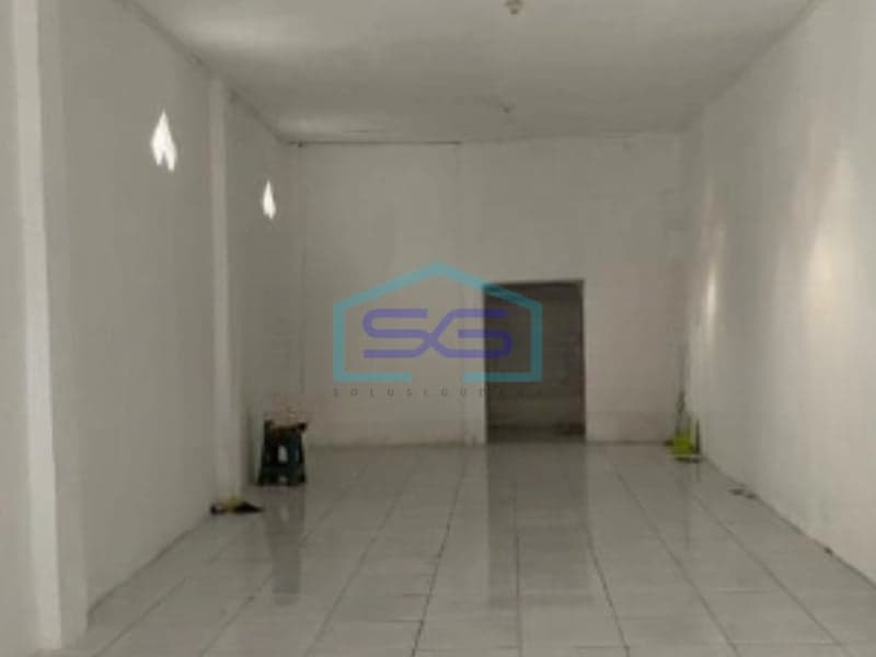 泗水东爪哇加迪里市中心廉价店屋出租