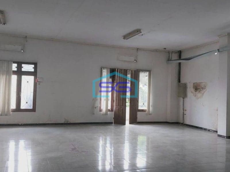 Disewakan Ruko Plus Basement Murah Area Pusat Kota Yogyakarta Cocok Kantor LB 1500m2