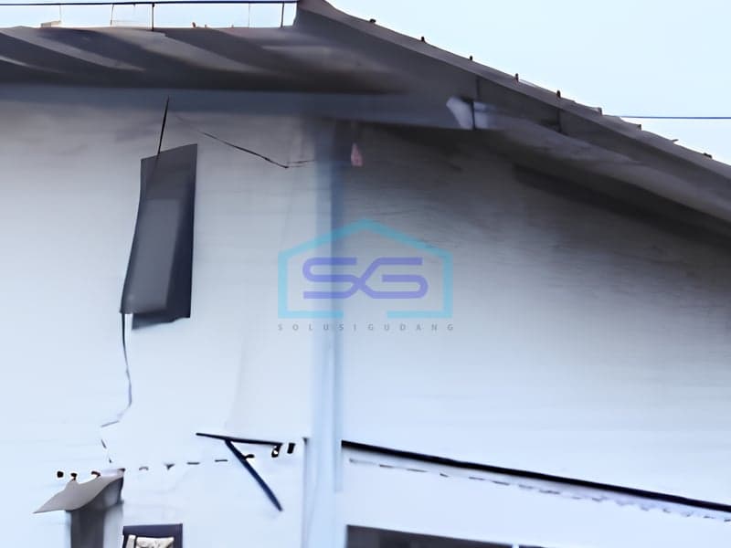 Dijual Gudang Luas Tanah 4100 m² Zona Industri di Jayanti Tangerang