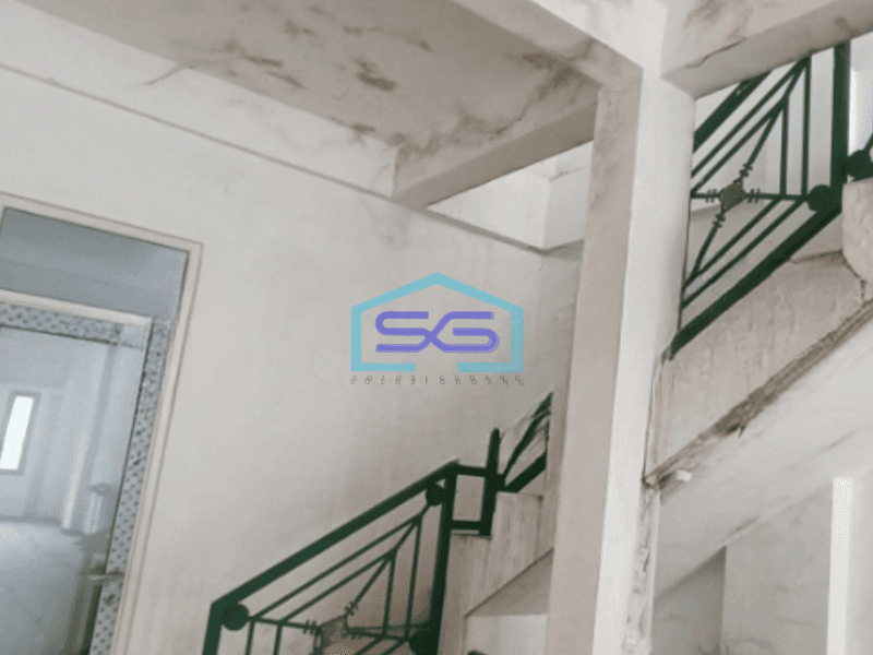 Dijual Ruko 3 Lantai Luas Bangunan 216 m² Lokasi RUngkut Surabaya