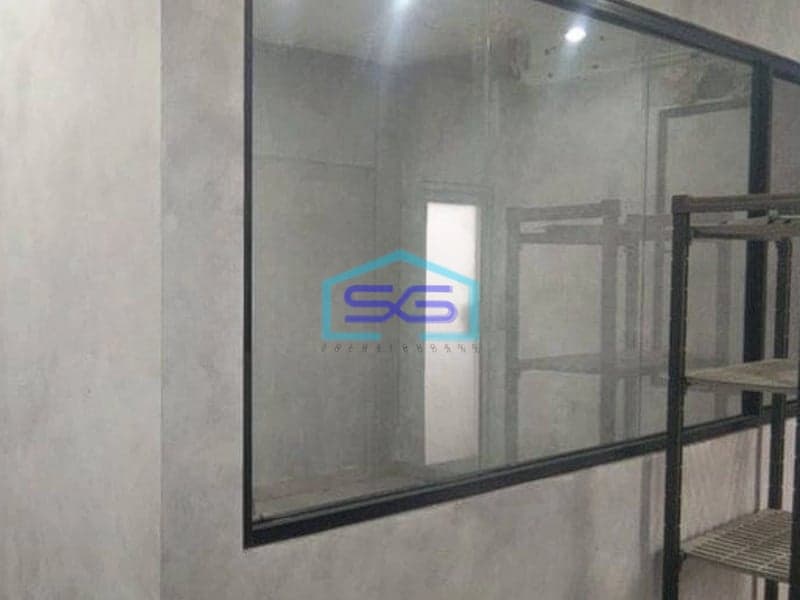 Disewakan Ruko Siap Pakai di Kebayoran Baru Jakarta Selatan LB 300m2