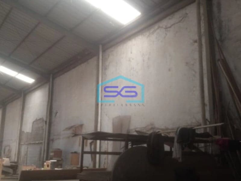 Disewakan Gudang Akses Container 40 Feet Luas Bangunan  600 m² Lokasi Cipondoh Tangerang