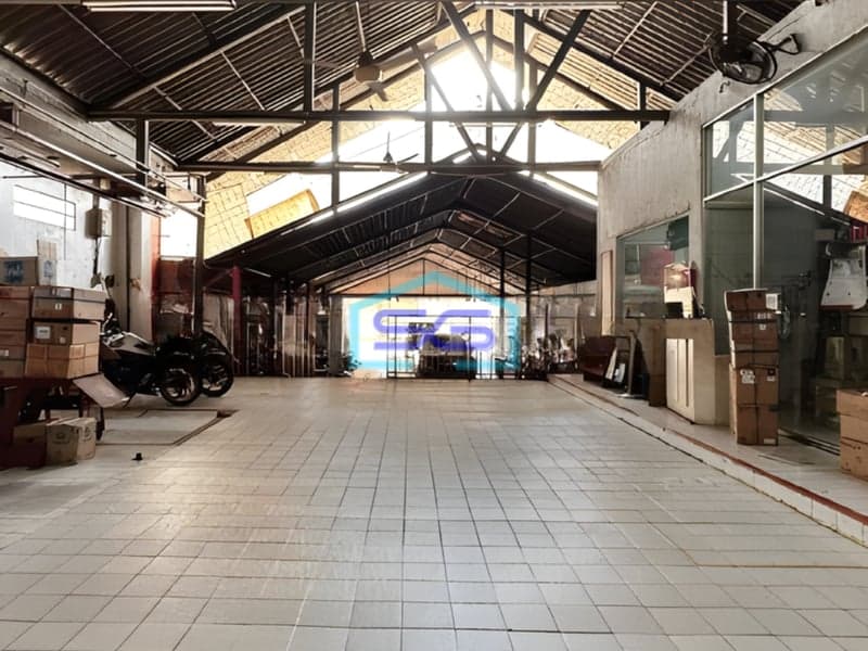 Dijual Cepat Ruko Lokasi di Matraman Jakarta Timur Luas Tanah 564m2