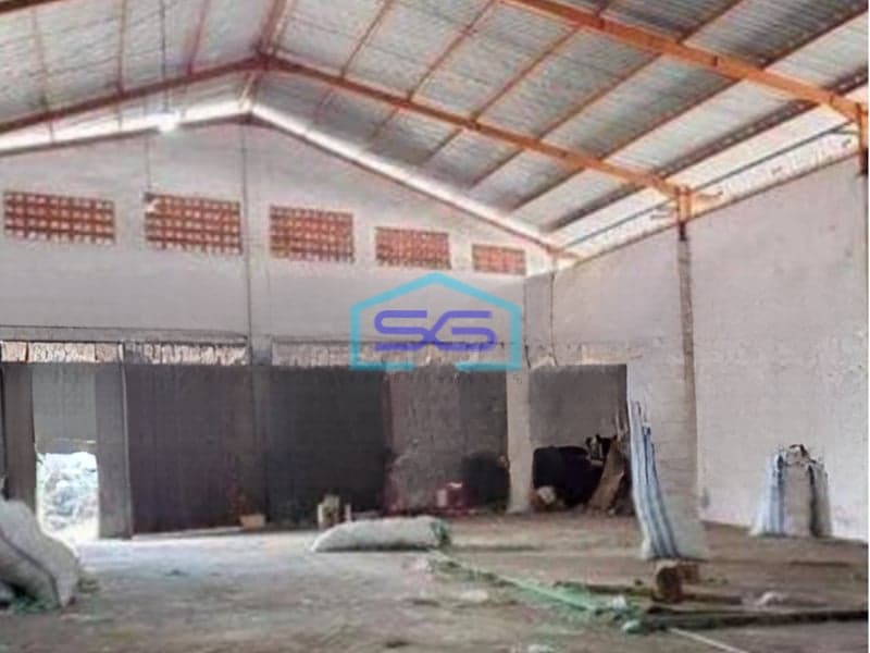 Disewakan Gudang Strategis Zona Kuning Luas Tanah 620m2 Lokasi Solo Baru