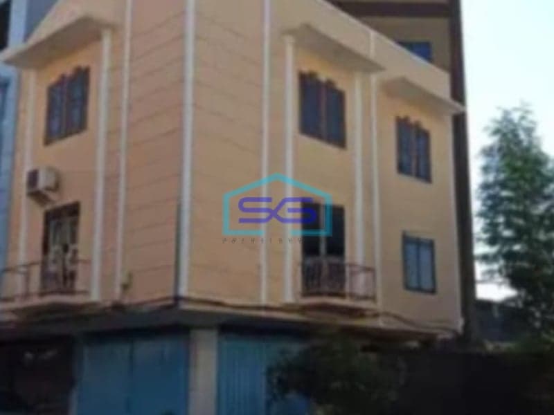 Dijual Ruko Area Parkir Luas Lokasi Surabaya Kota Kondisi Bangunan Bagus