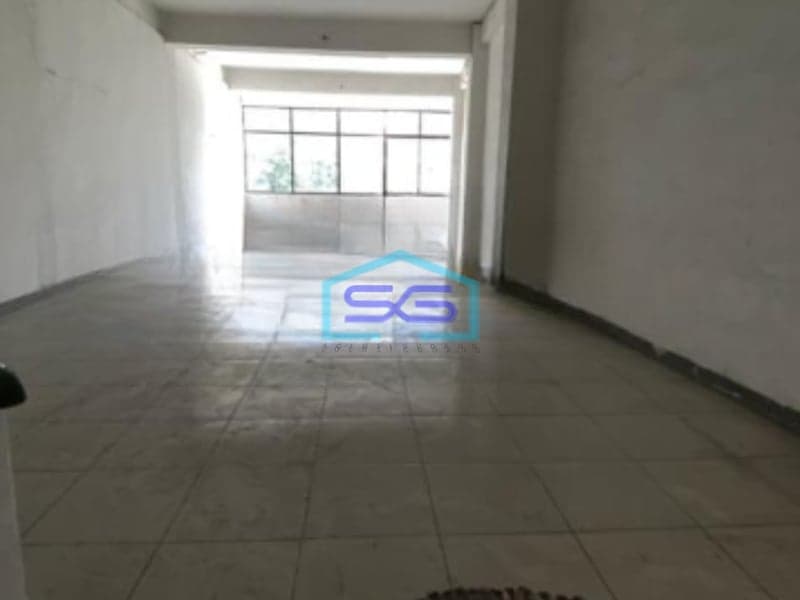 Disewakan Ruko Luas Tanah  215 m²  Lokasi di Cempaka Putih Jakarta Pusat